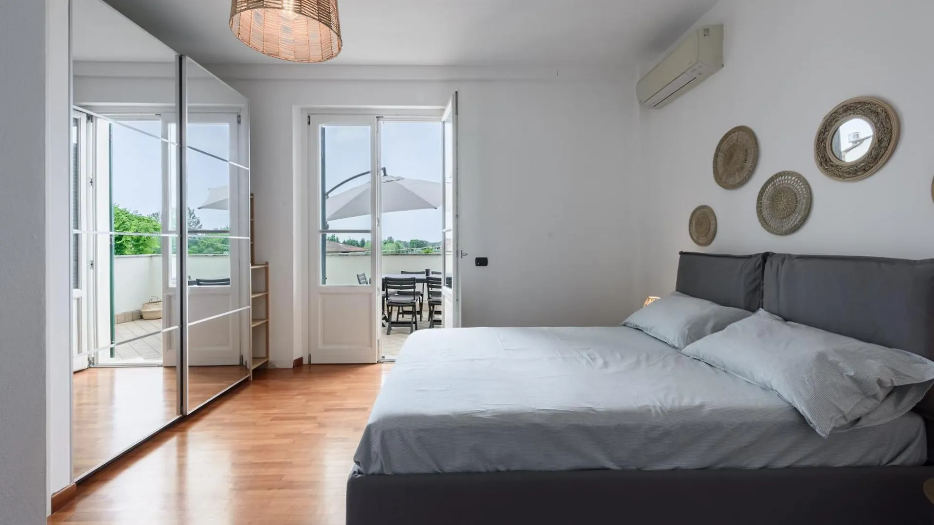 Residenza La Pietra By Mmega Apartment Pietrasanta Italy